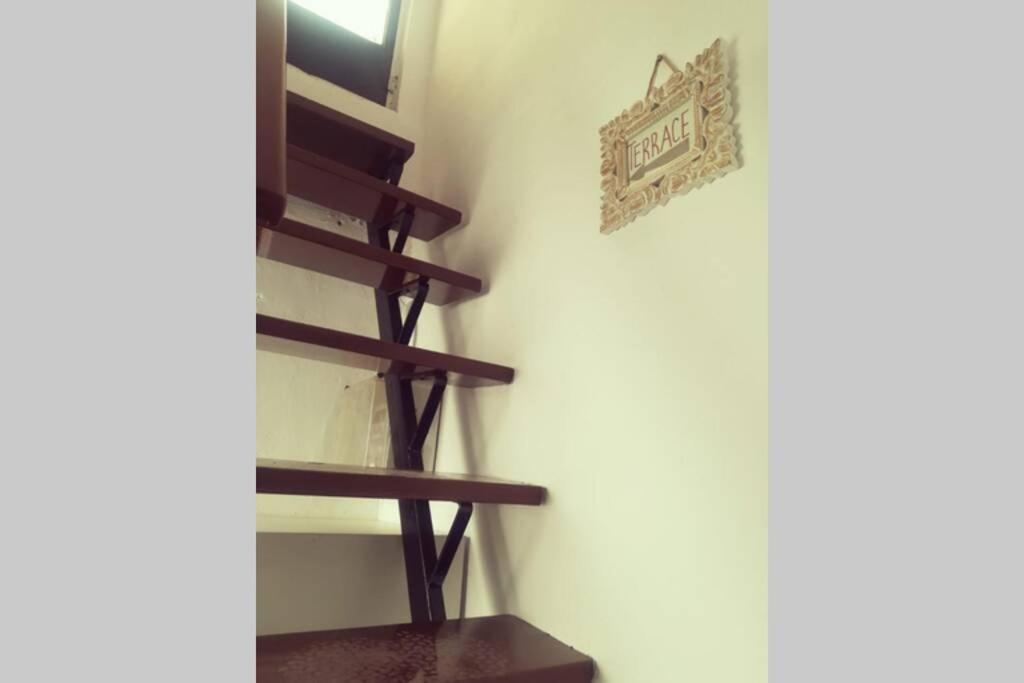 M3 Terrace. Cool Apartment 15 Min Center By Metro Esplugues de Llobregat Bagian luar foto